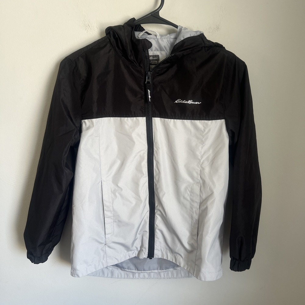 EDDIE BAUER YOUTH JACKET WITH HOOD BLACK/GREY S (7/8)